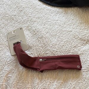 NWT lululemon run belt